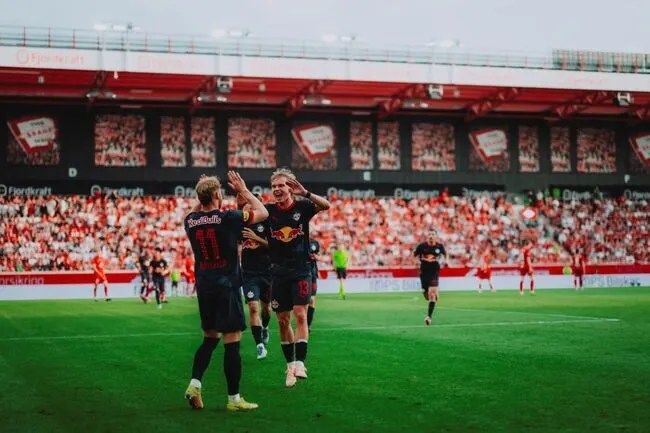Soi kèo siêu chuẩn Red Bull Salzburg vs Brann – 1h45 ngày 31/07 1 Màn so tài kịch tính giữa Red Bull Salzburg vs Brann